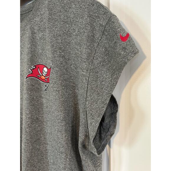 Nike Tampa Bay Buccaneers Men’s 3XL Dri-Fit The Nike Tee T-shirt - Picture 5 of 9